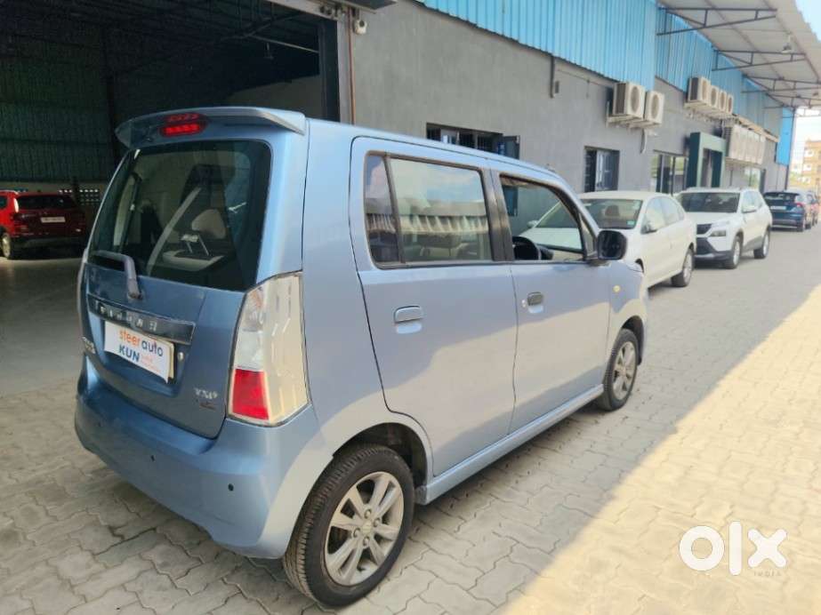 Maruti Suzuki Wagon R Amt Vxi Plus, 2017, Petrol