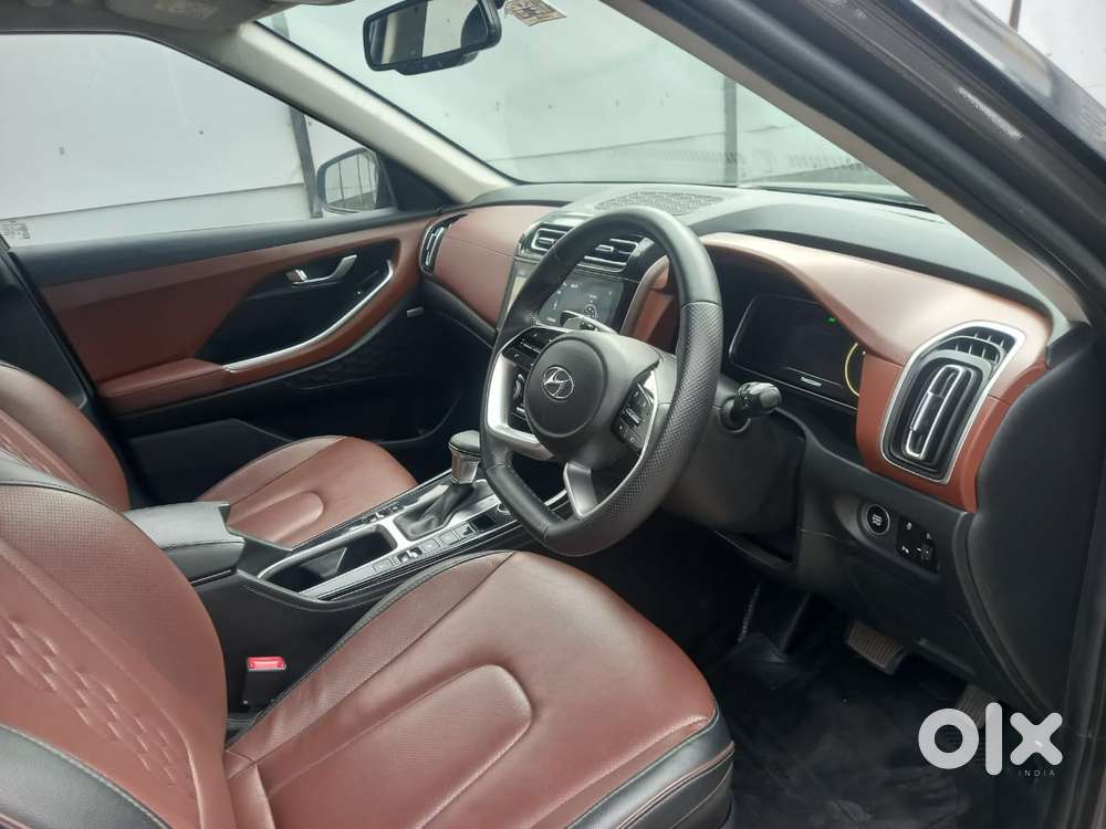 Hyundai Alcazar 2.0 Signature (o) Petrol At 7 Str, 2022, Petrol