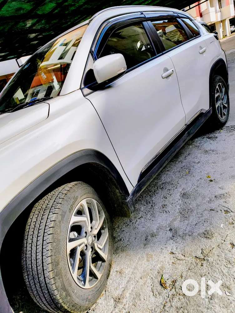 Nexa Grand Vitara 2025 Petrol + Cng (company Fitted)1750 Km Driven.