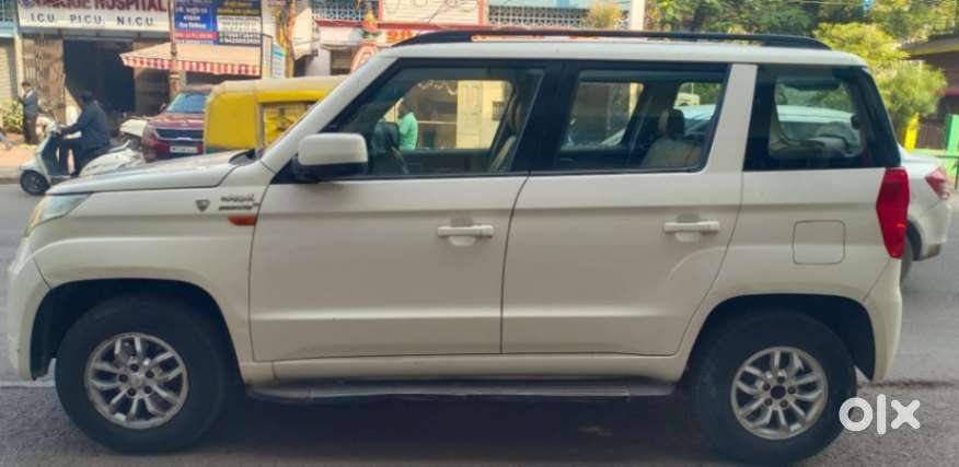 Mahindra Tuv 300 T8, 2015, Diesel