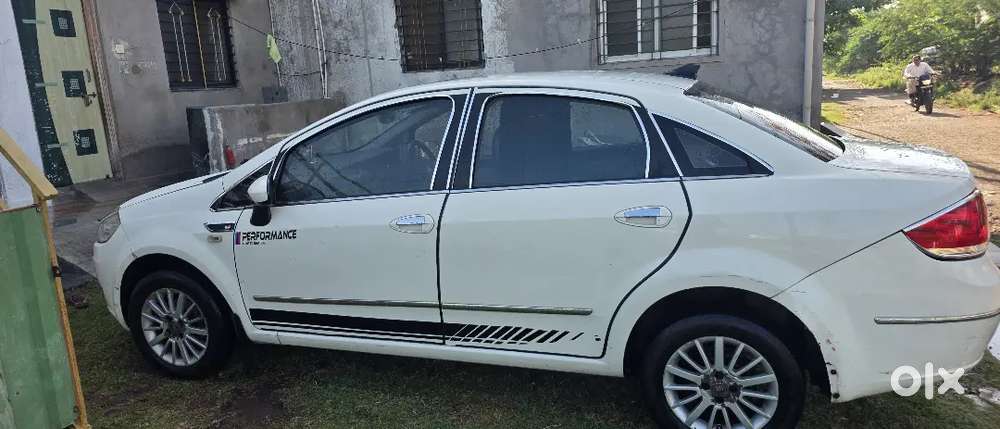 Fiat Linea 2012 Diesel 98000 Km Driven