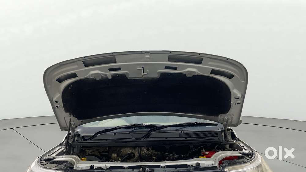 Mahindra Tuv 300 Mhawk100 T8, 2018, Diesel