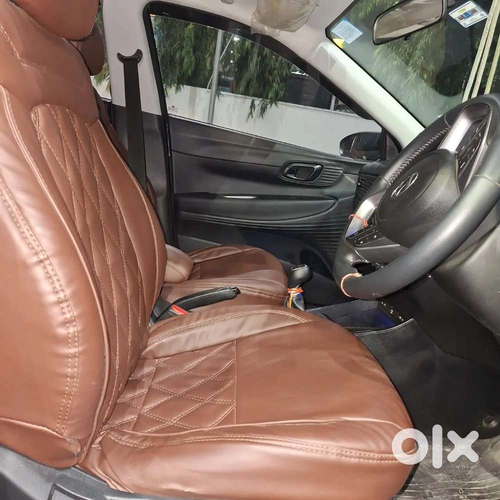 Hyundai New I20 2023 Petrol 19000 Km Driven, With Sunroof