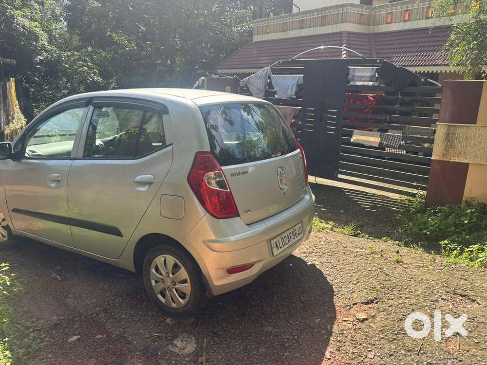 Hyundai I10 2011 Petrol 80000 Km Driven