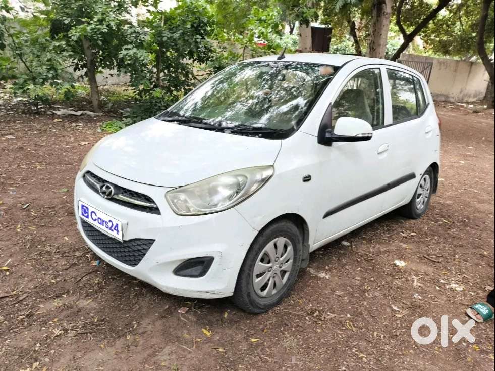 Hyundai I10 Magna  2011  Petrol + Cng  1st Owner  Excellent Condit