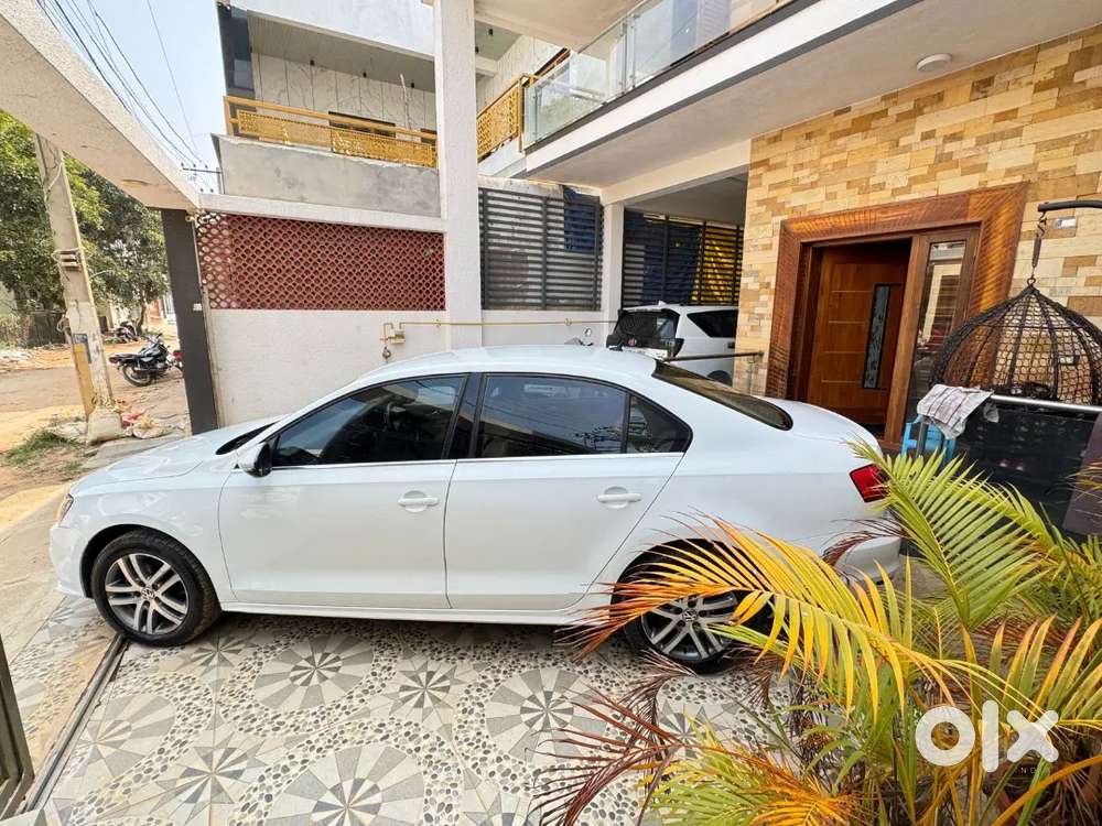 Volkswagen Jetta 2015 Diesel 117000 Km Driven