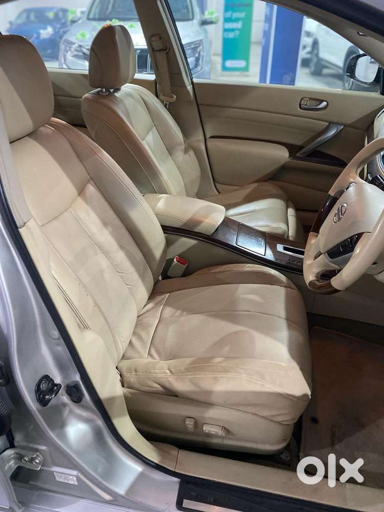 Reliable Nissan 2012 Car