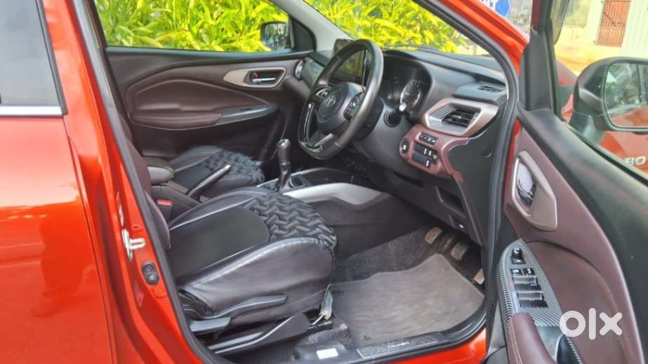 Toyota Urban Cruiser Taisor V 1.0 Petrol Mt, 2024, Petrol