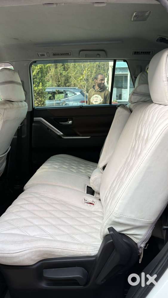 Toyota Innova Hycross 2.0 Vx Hybrid 7 Str, 2023, Petrol