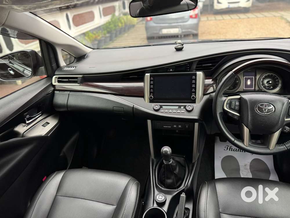 Toyota Innova Crysta 2.4 V 8 Str, 2022, Diesel