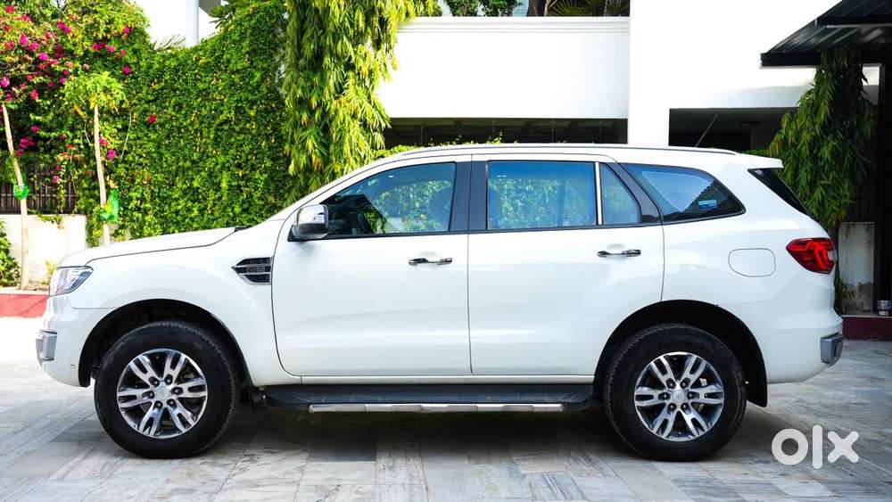 Ford Endeavour 3.2 Titanium At 4x4, 2017, Diesel