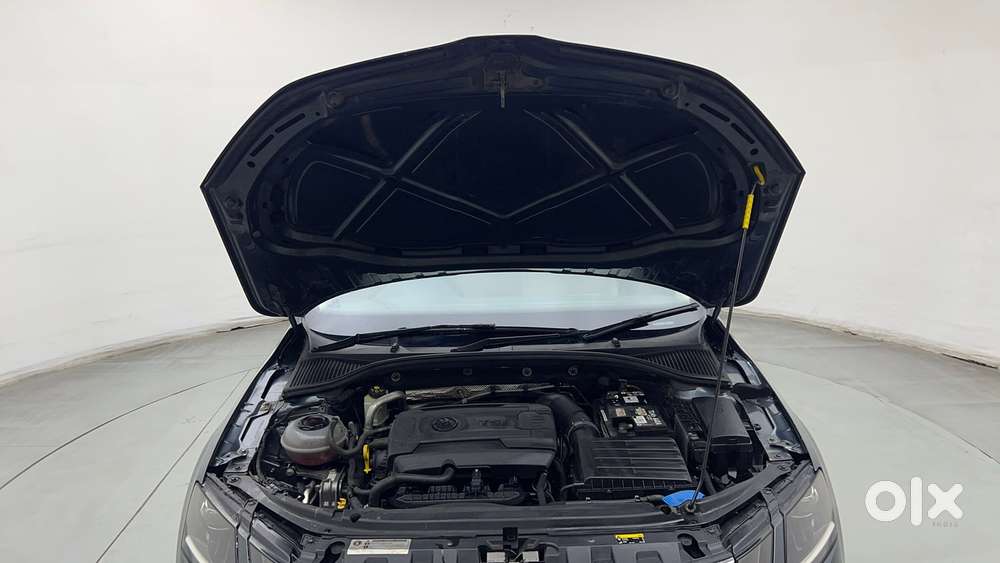 Skoda Octavia 2.0 L K Tsi At, 2018, Petrol