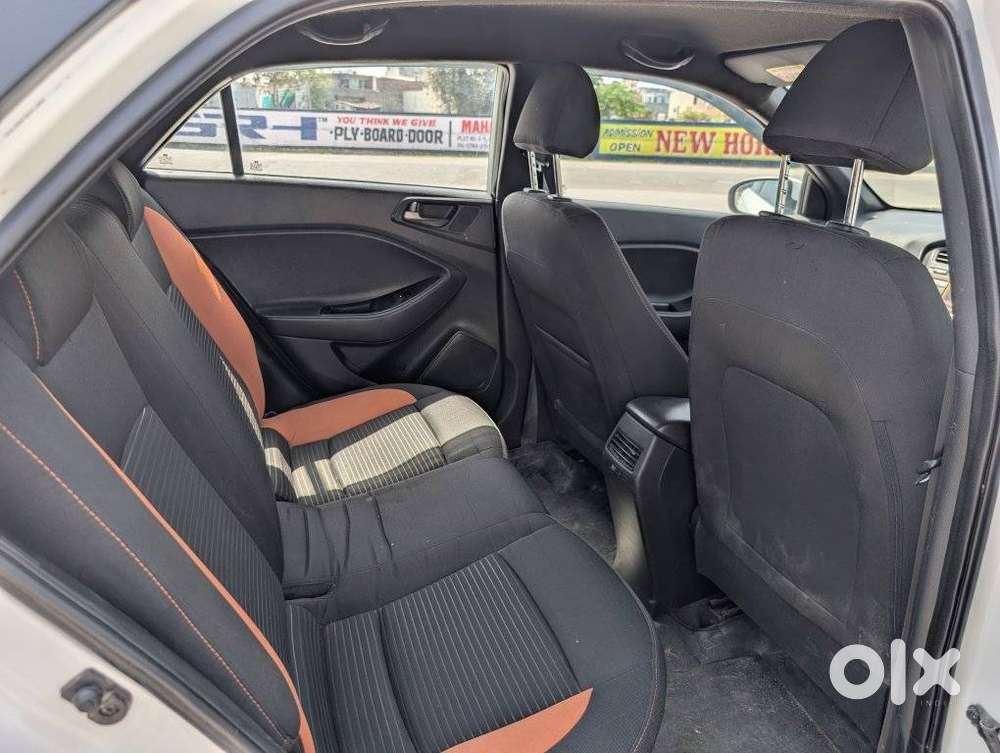 Hyundai I20 Sportz 1.2 Vtvt, 2017, Petrol