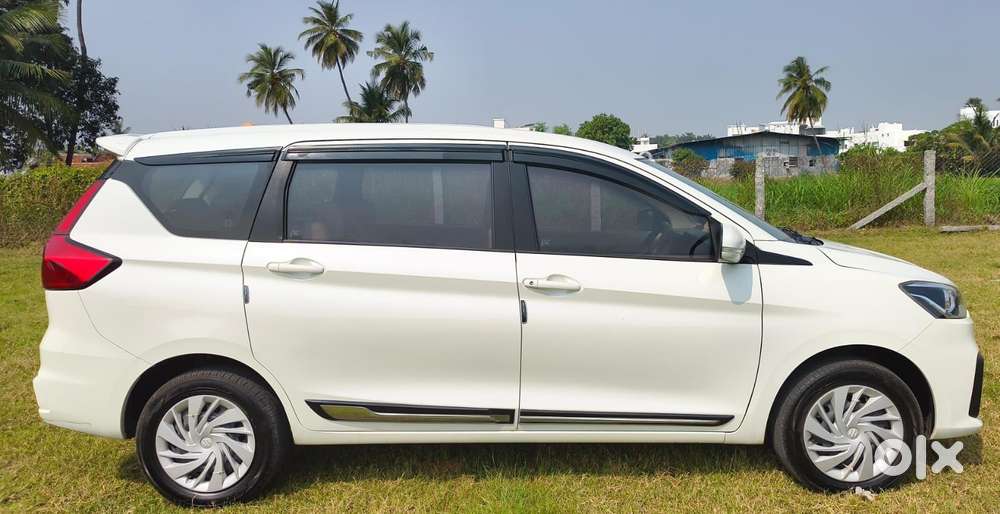 Maruti Suzuki Ertiga Vxi Shvs, 2021, Petrol