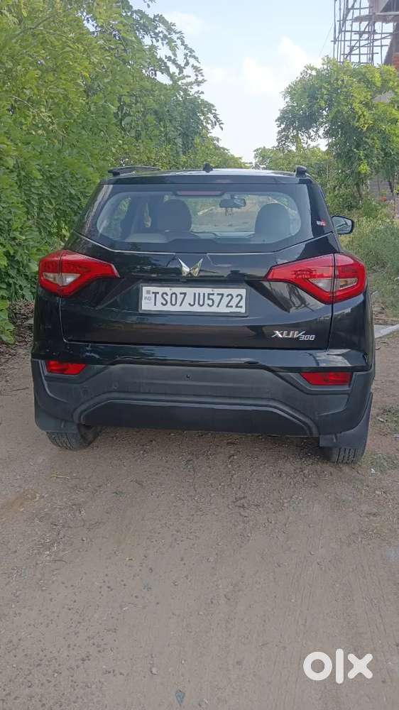Mahindra Xuv300 Car