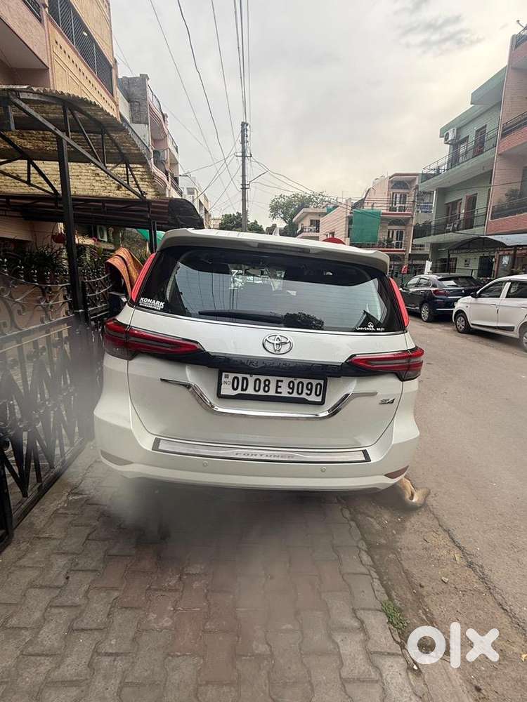 Toyota Fortuner 2016