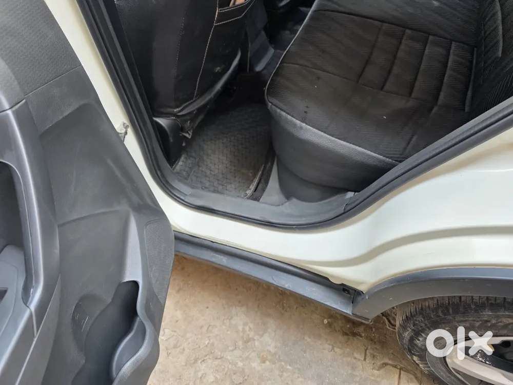 Maruti Suzuki Vitara Brezza 2017 Diesel 75000 Km Driven