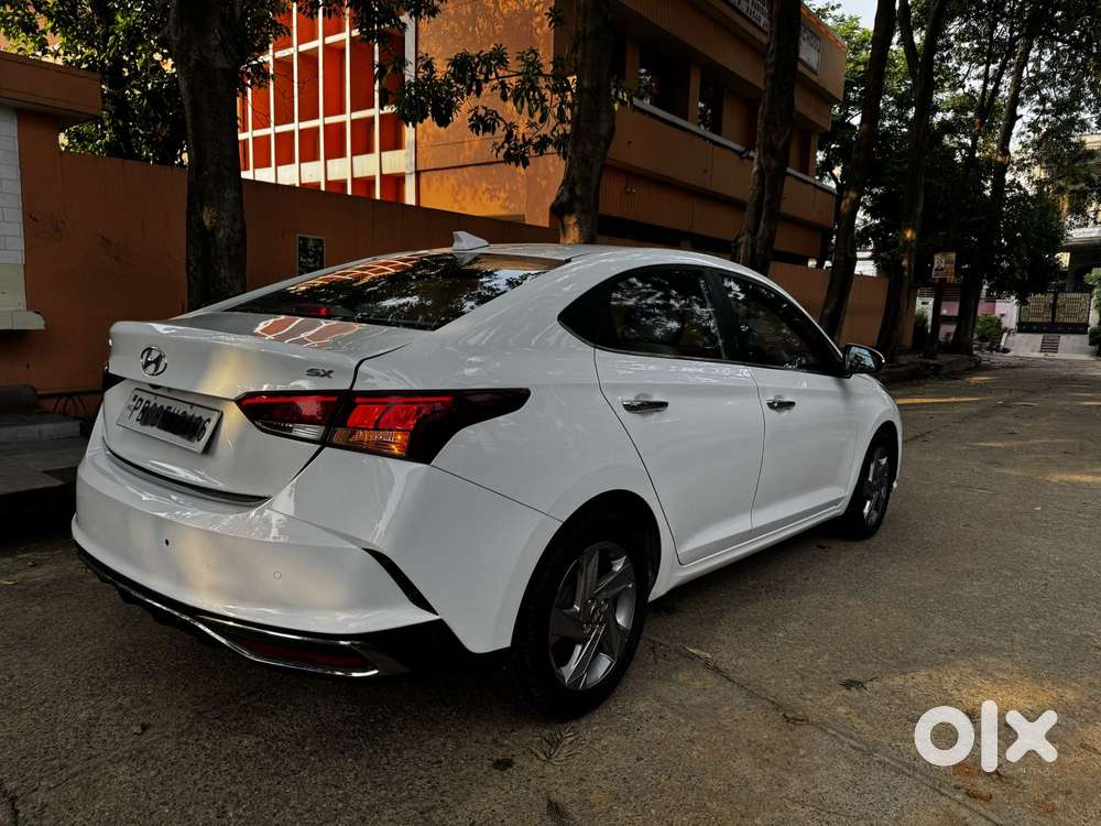 Hyundai Verna 1.5 Sx Diesel Mt, 2022, Diesel