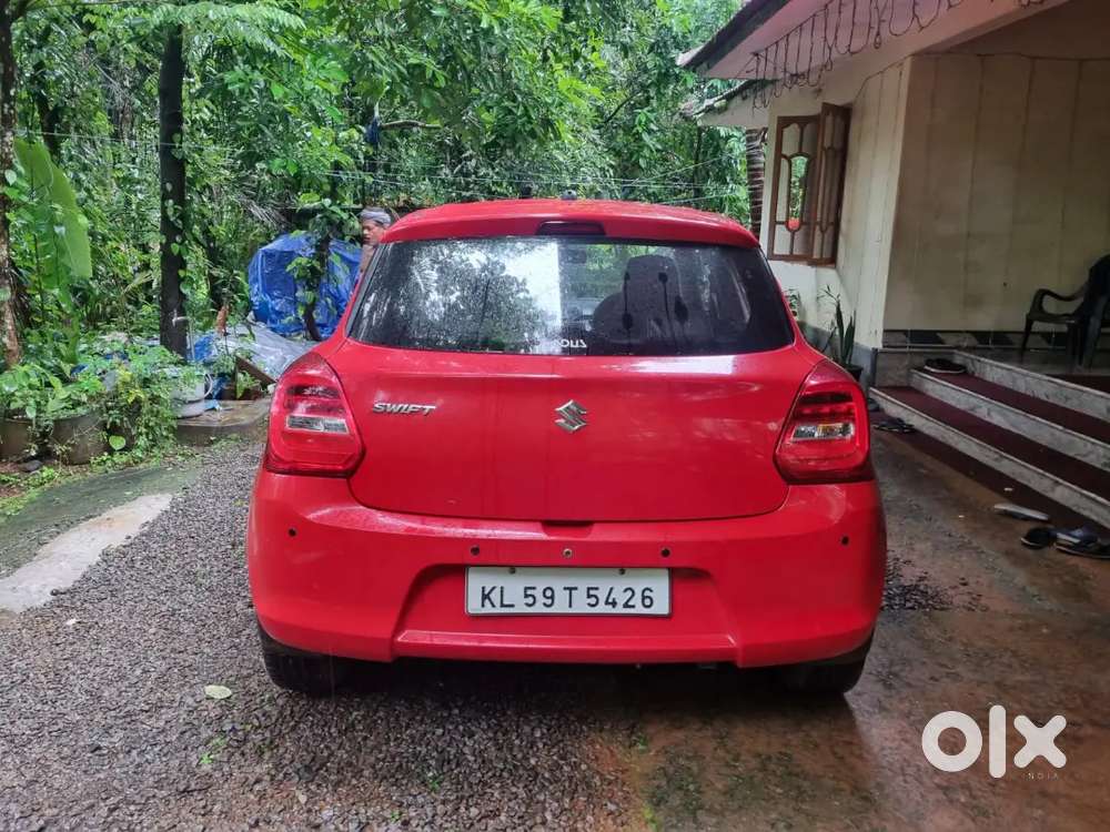 Maruti Suzuki Swift Lxi 2018