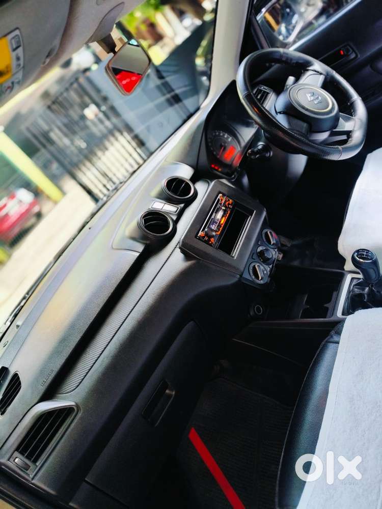 Maruti Suzuki Swift Lxi, 2018, Petrol
