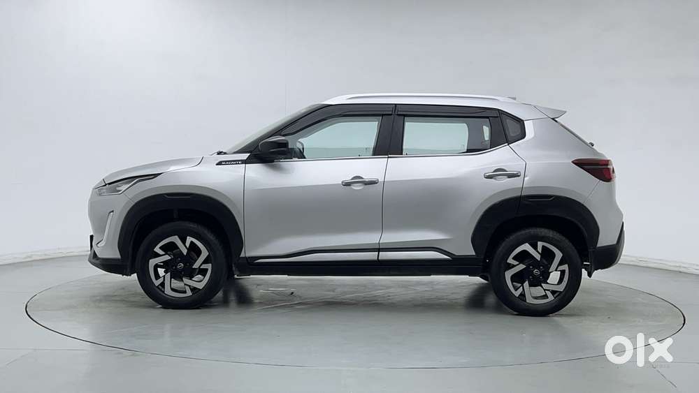 Nissan Magnite 1.0 Xv, 2022, Petrol