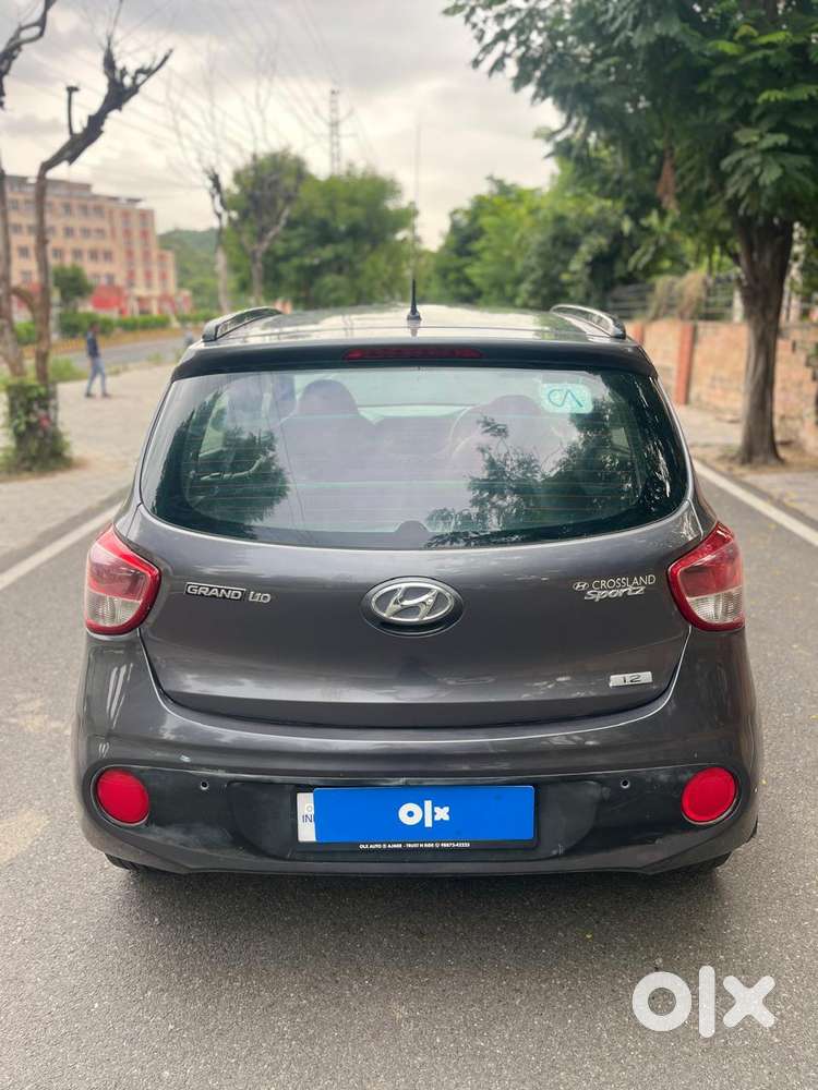 Hyundai Grand I10 Sportz, 2017, Petrol