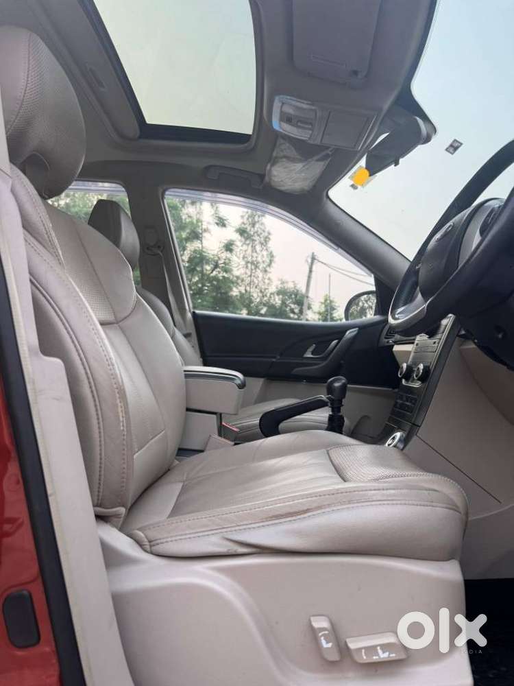 Mahindra Xuv500 W10 2wd, 2016, Diesel