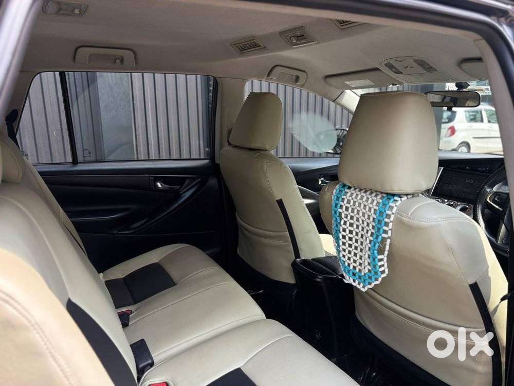 Toyota Innova Crysta 2.4 G Mt, 2016, Diesel