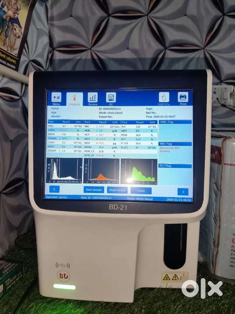Sell counter lab technician