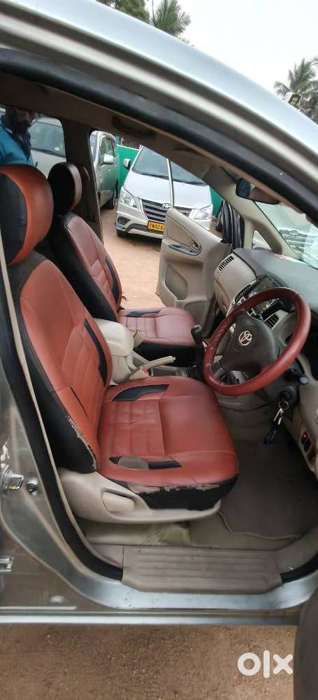 Toyota Innova 2.5 Z Diesel 7 Seater, 2007, Diesel