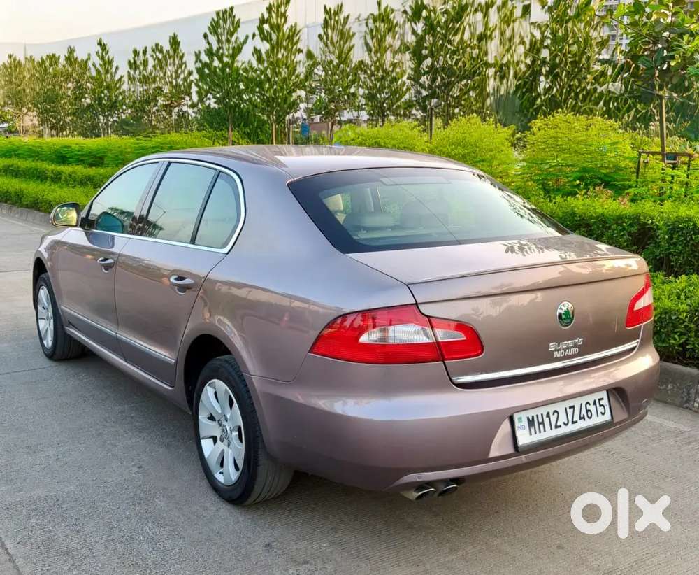 Skoda Superb 2013 Petrol 78000 Km Second Owner