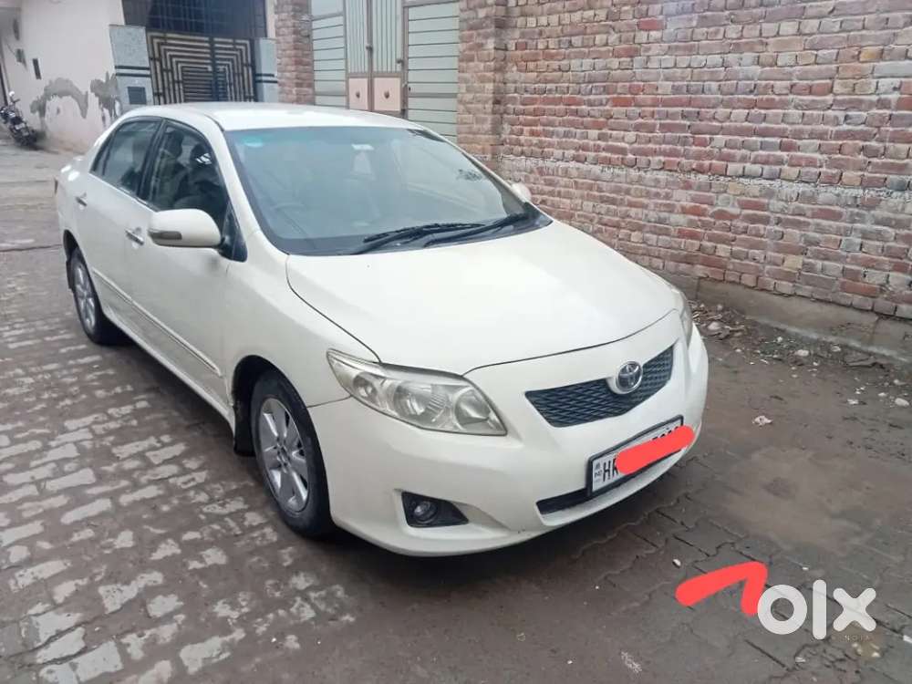 Toyota Corolla Altis 2010