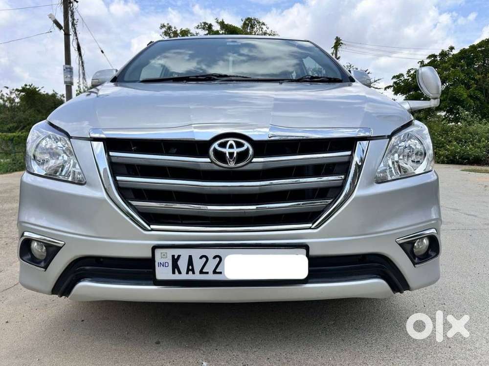 Toyota Innova 2.5 Vx 8 Str Bs-iii, 2014, Diesel