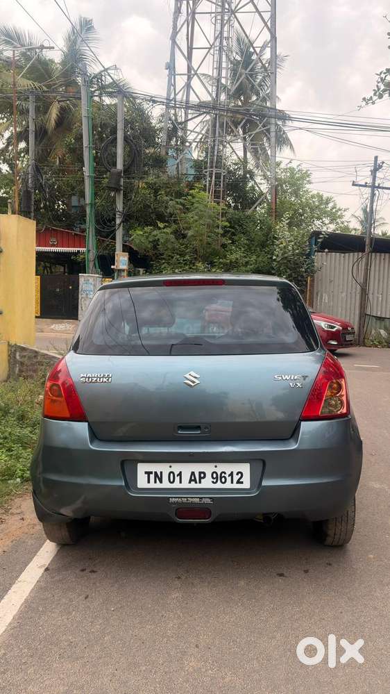 Maruti Suzuki Swift, 2011, Petrol