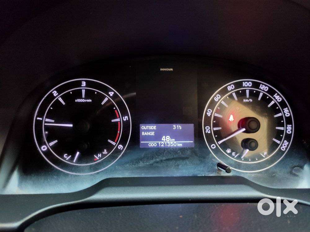 Toyota Innova Crysta 2.4 G Mt 8s, 2018, Diesel