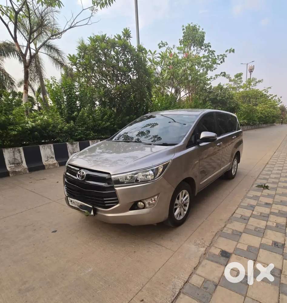 Toyota Innova Crysta 2017