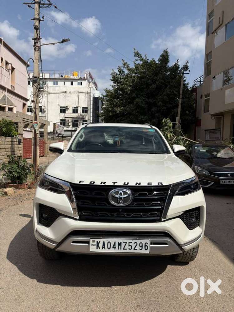 Toyota Fortuner 4X2 AT 2.8 Diesel, 2021, Diesel