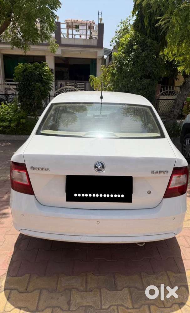 Skoda Rapid Petrol 2021