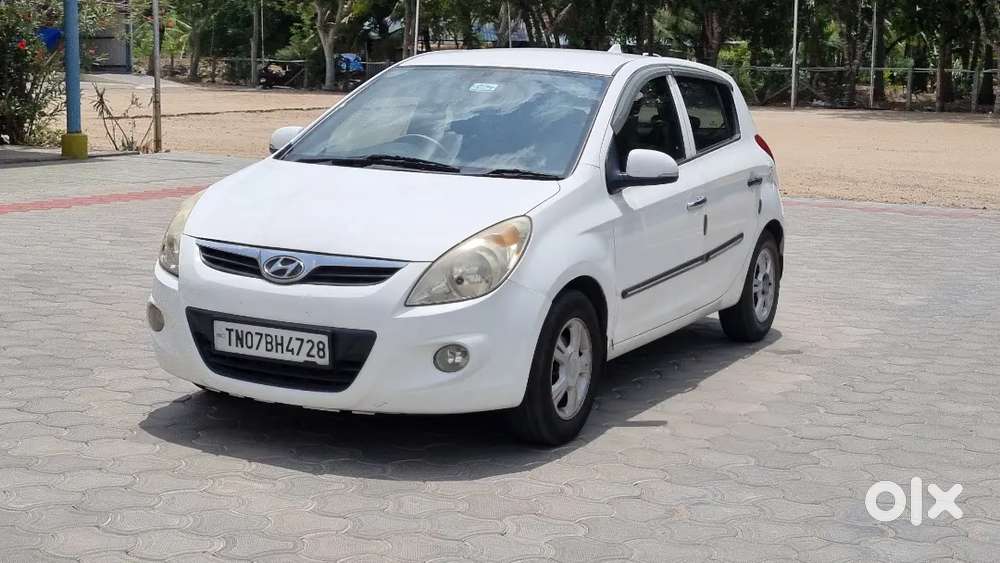 Hyundai I20 Asta Petrol Automatic Well Maintained
