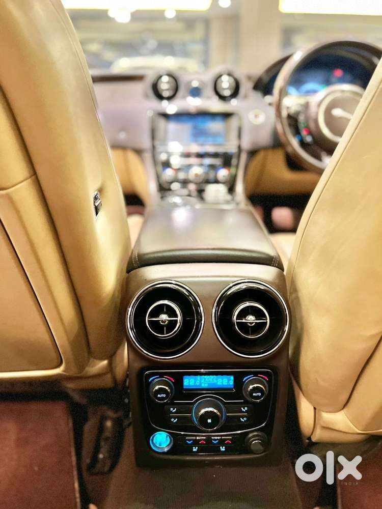 Jaguar Xj Diesel Automatic 2015 Year