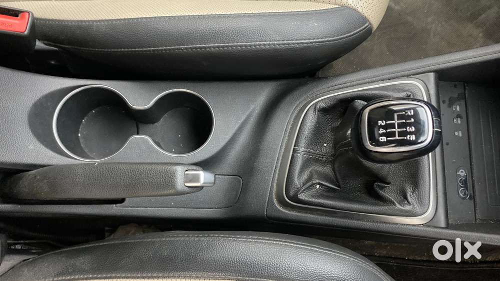 Hyundai Verna 1.6 Sx (o) Vtvt, 2019, Petrol