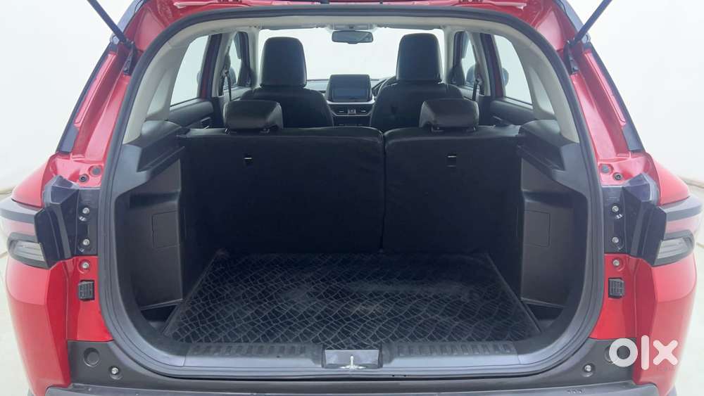 Maruti Suzuki Vitara Brezza 1.5 Zxi Plus At Dual Tone, 2022, Petrol
