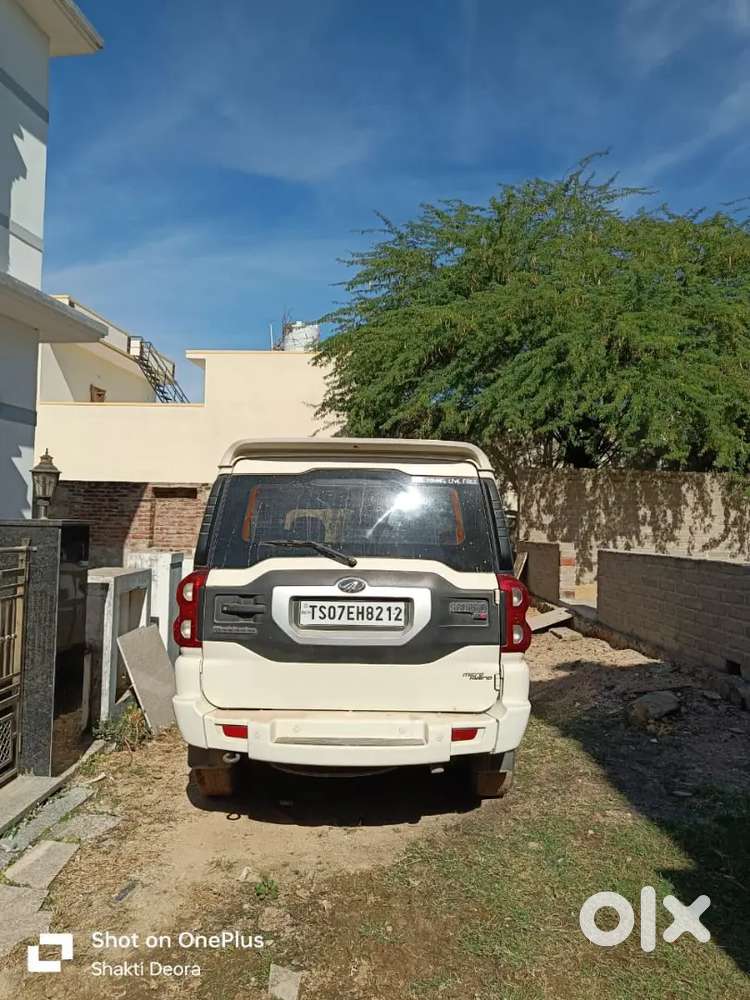 Mahindra Scorpio 2015 Diesel Well Maintained