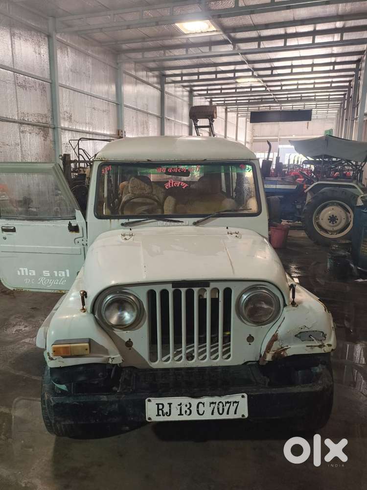 Mahindra Marshal 2000
