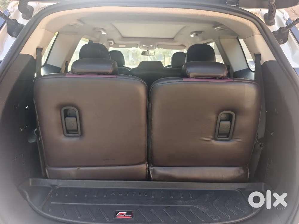 Mahindra Xuv700 Diesel 2025 Manual