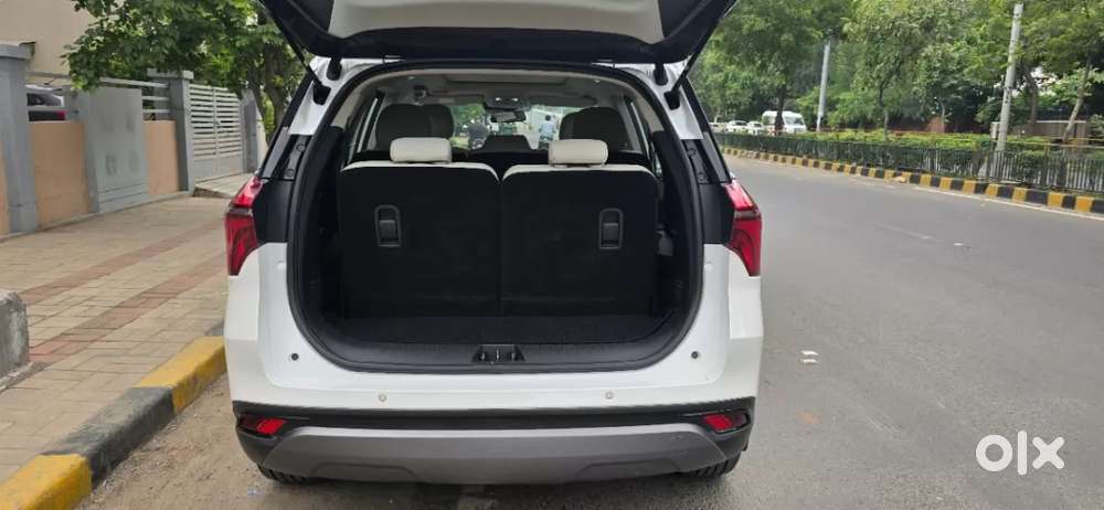 Mahindra Xuv700 2.2 Ax 7 Diesel At Luxury Pack Str, 2024, Diesel