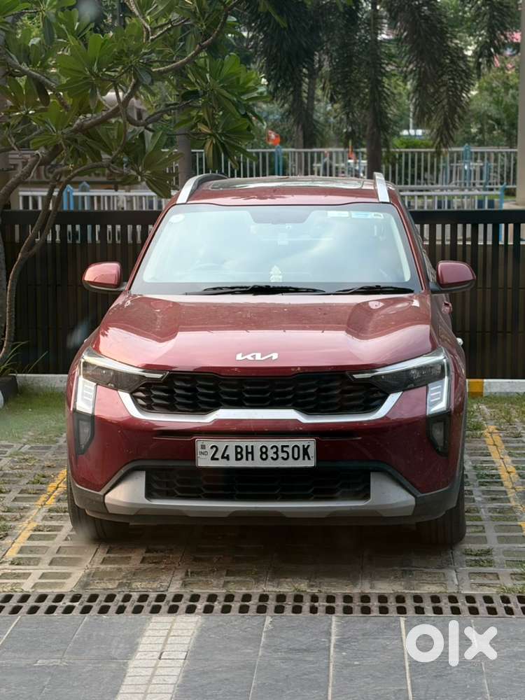Kia Sonet Petrol 1.2 2024 Htk(o) With Sunroof