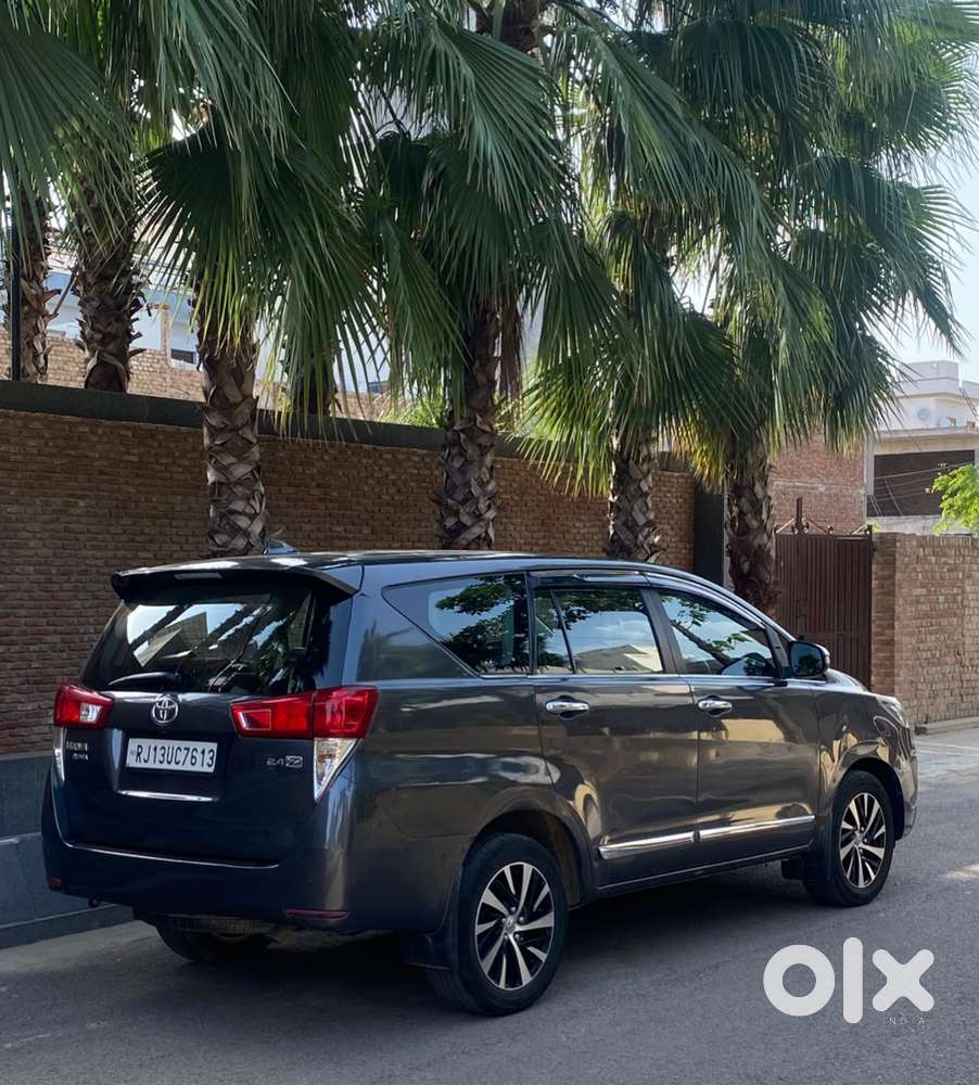 Toyota Innova Crysta 2.8z Automatic, 2022, Diesel