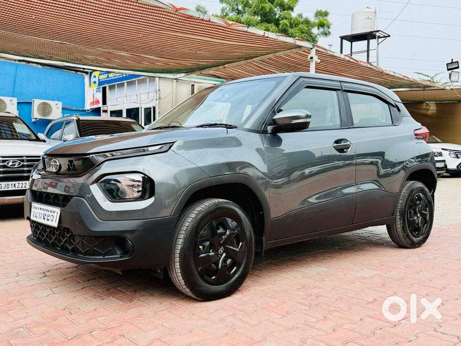 Tata Punch Camo Adventure Mt, 2023, Petrol
