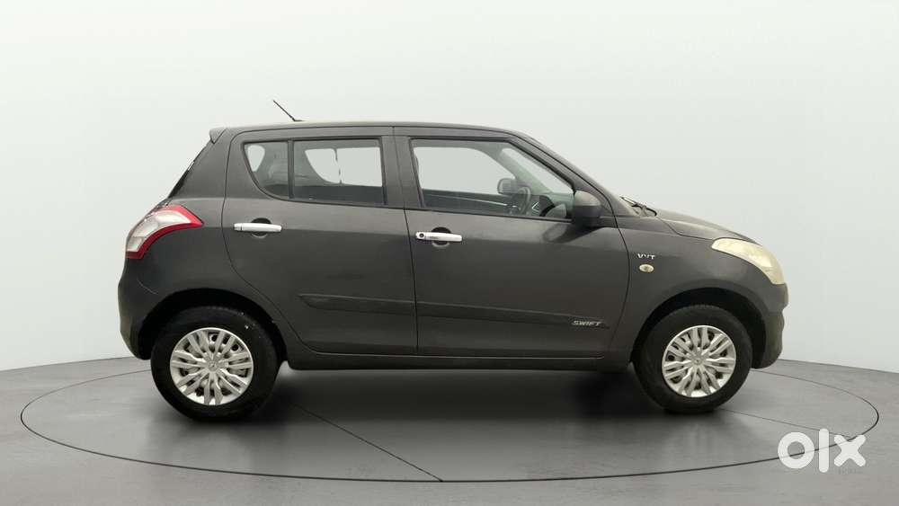 Maruti Suzuki Swift 1.2 Lxi (o), 2017, Petrol